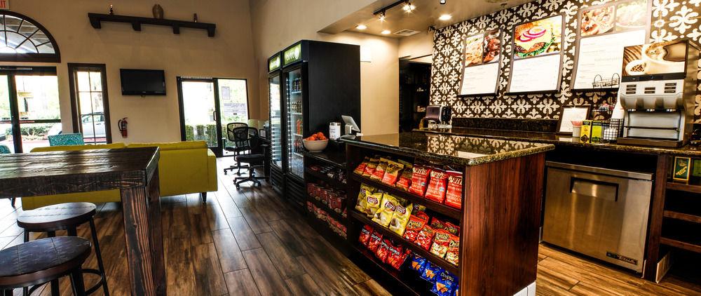 Comfort & Orange County John Wayne Airport Hotel Santa Ana