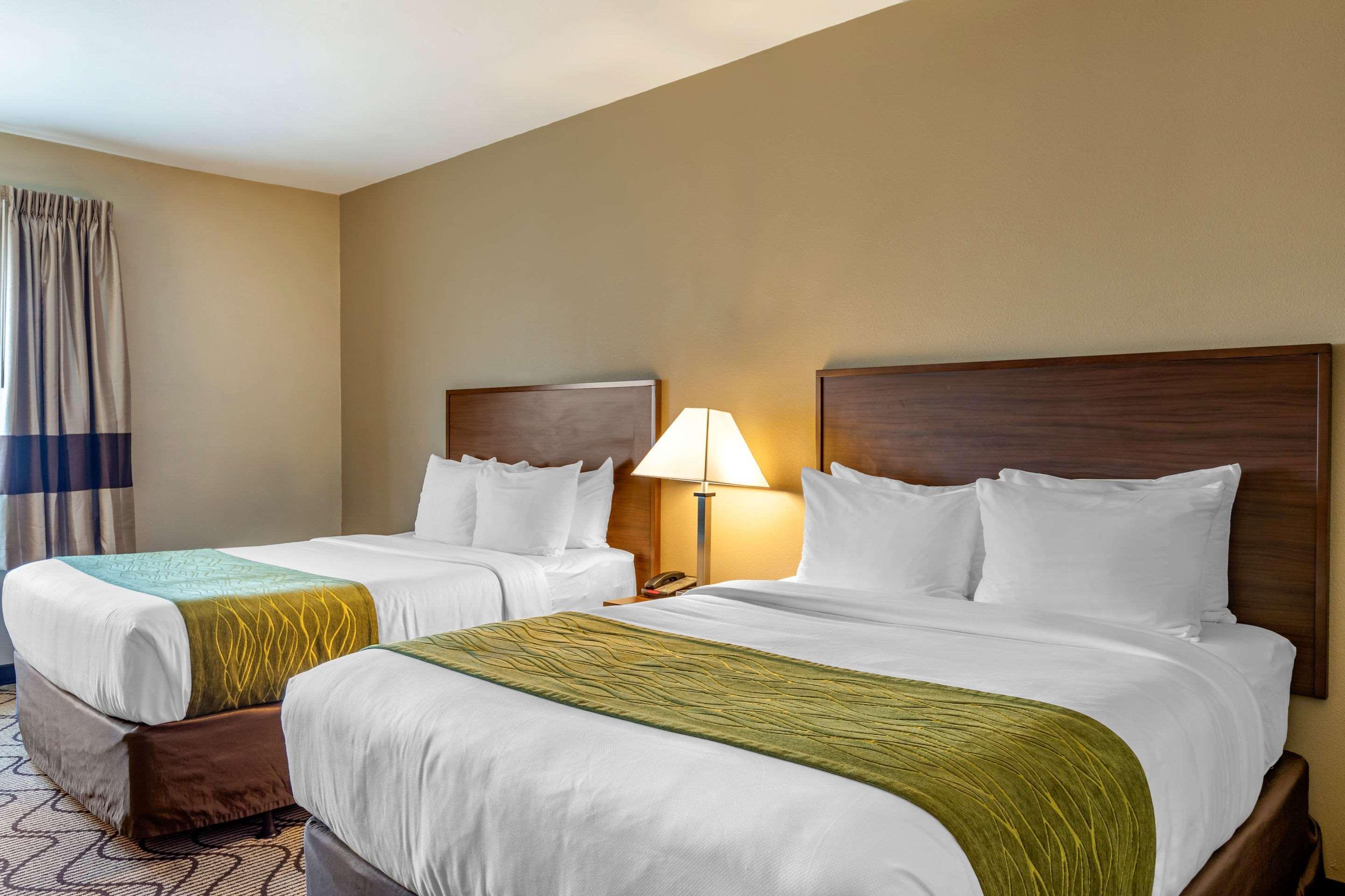 Comfort & Orange County John Wayne Airport Hotel Santa Ana