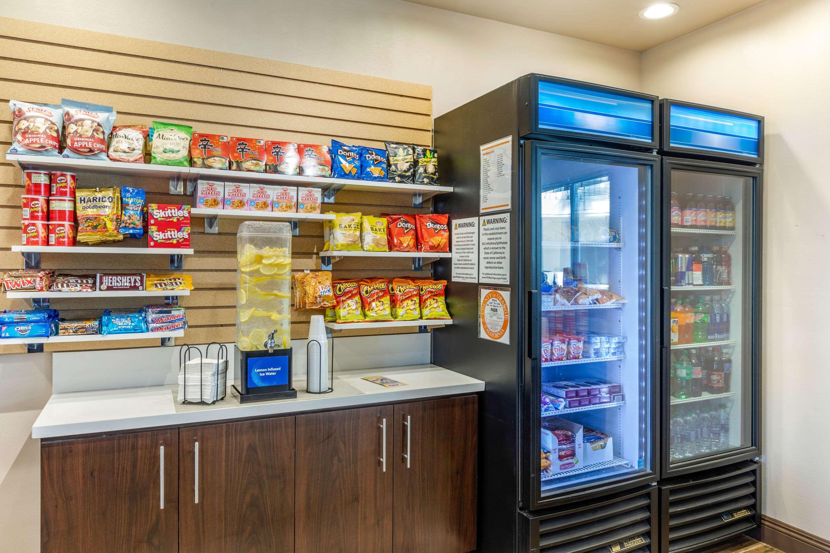 Hotel Comfort & Orange County John Wayne Airport Santa Ana
