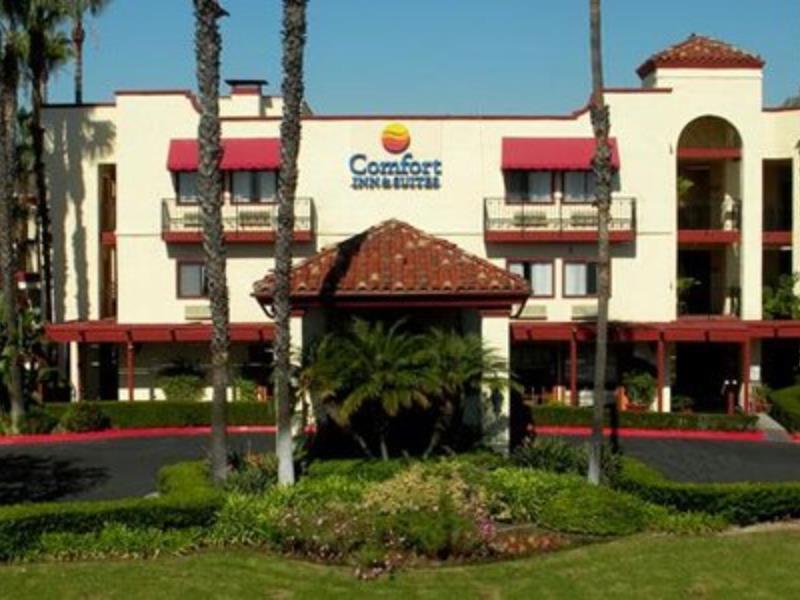 Comfort & Orange County John Wayne Airport Hotel 2*