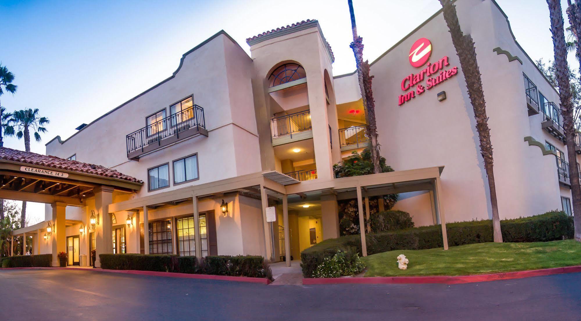 Hotel Comfort & Orange County John Wayne Airport 2*