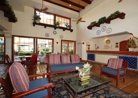 Hotel Comfort & Orange County John Wayne Airport 2*